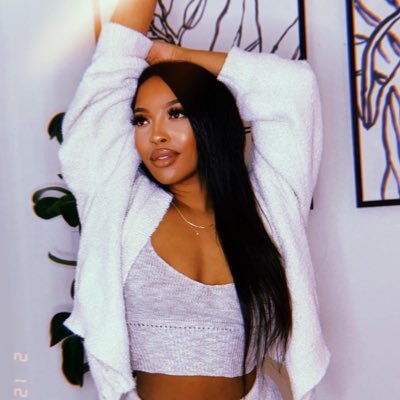 lynniah herron feet 4