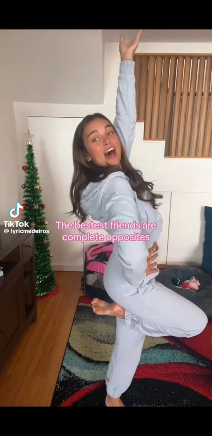 lyric medeiros feet 6