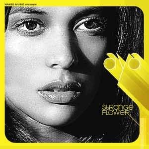 lysa aya trenier feet 2