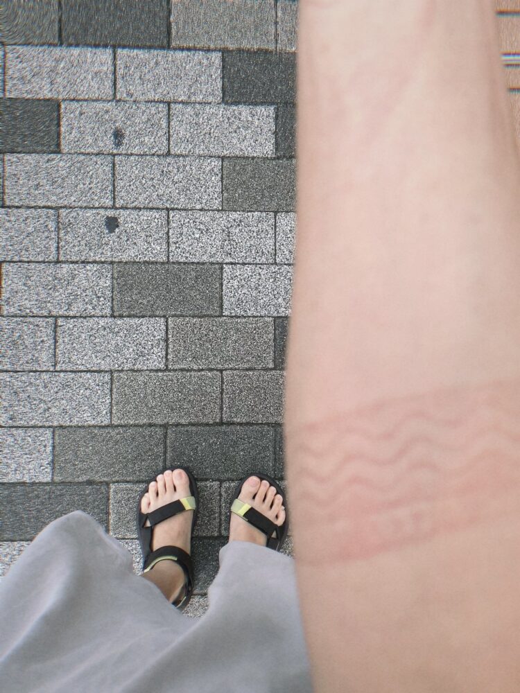 lysa aya trenier feet 3