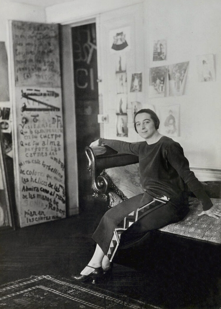 lyubov popova feet 4