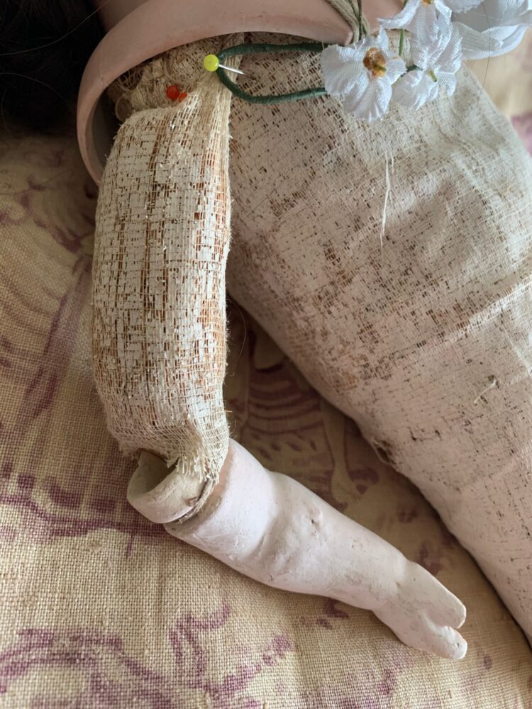 mabel doll feet scaled