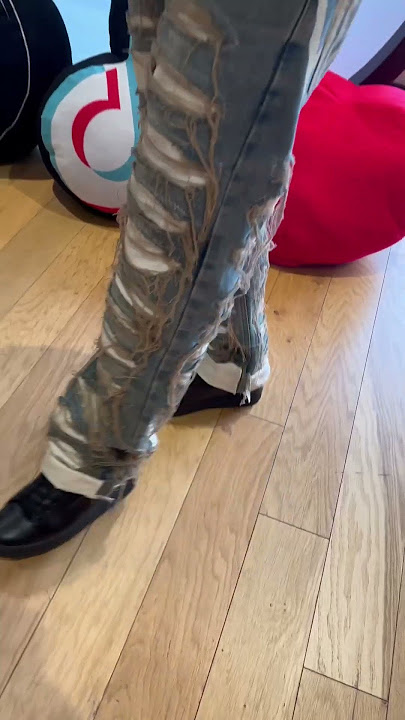 maca carriedo feet 6