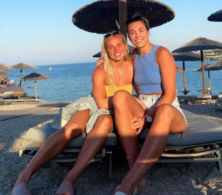 mackenzie arnold feet 2