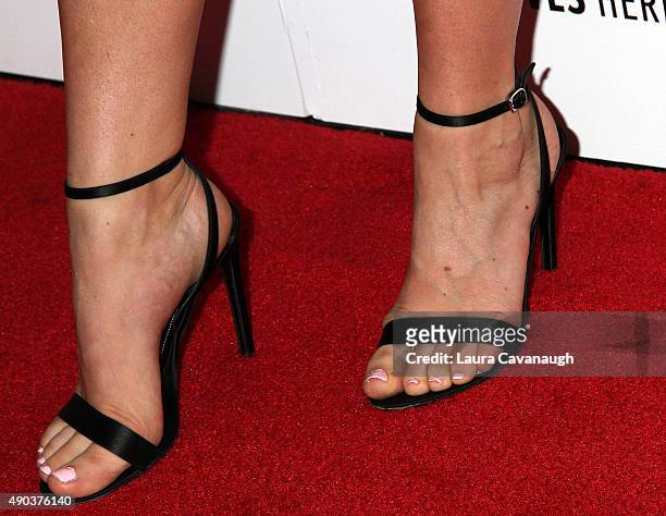 mackenzie davis feet 2