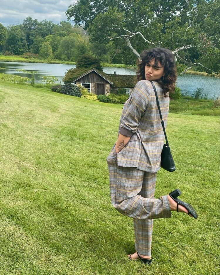 mackenzie johnson feet 4