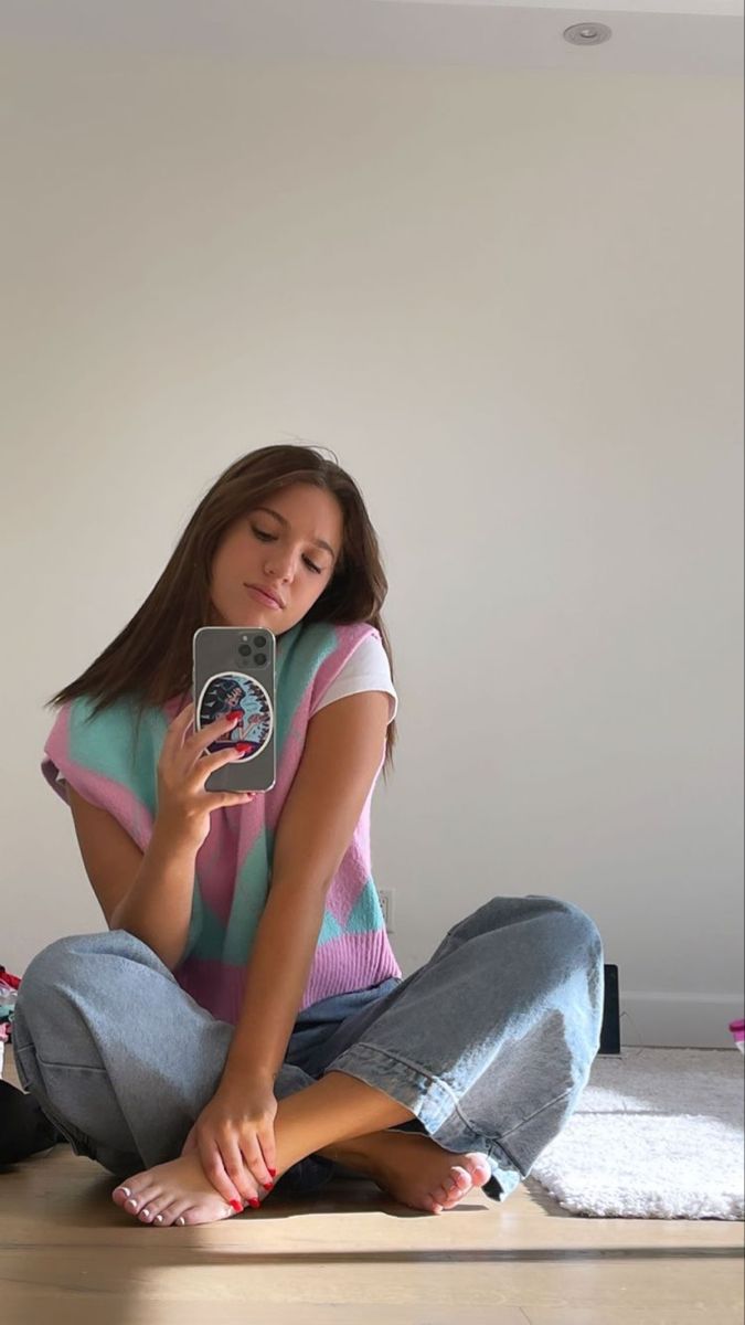 mackenzie ziegler feet