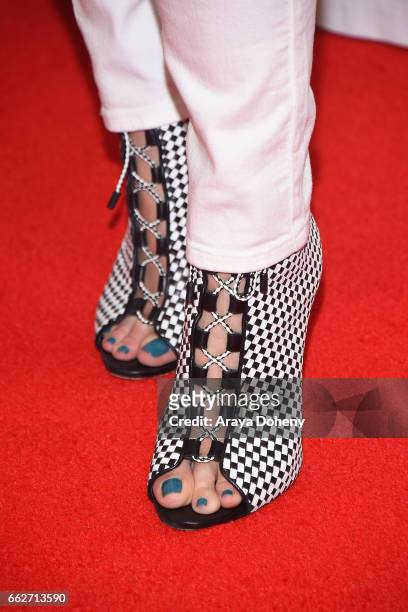 madchen amick feet 6