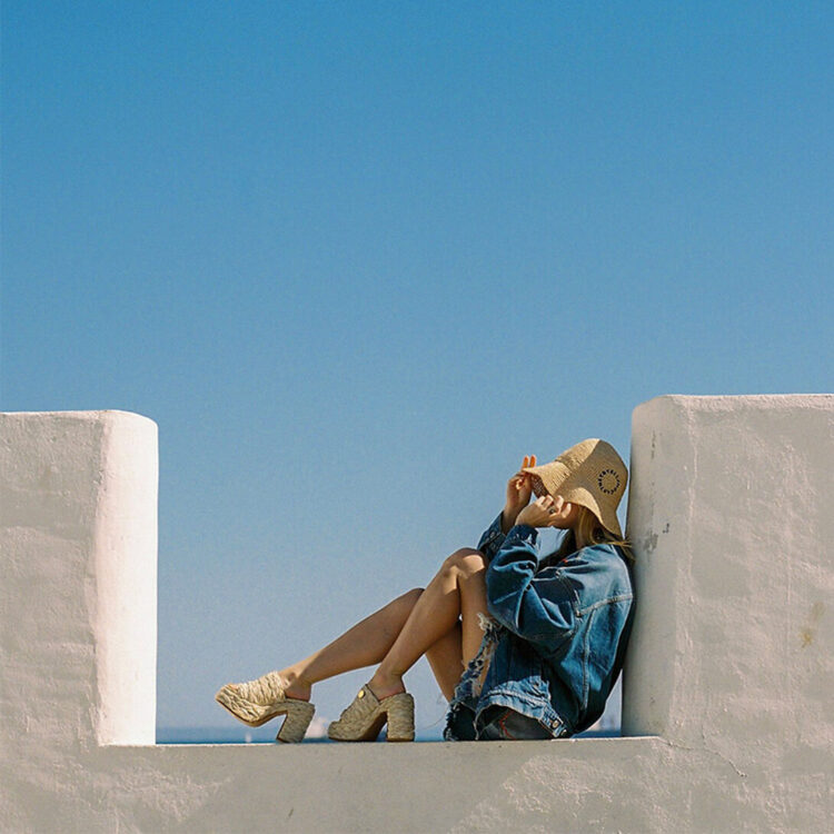 maddi waterhouse feet 4