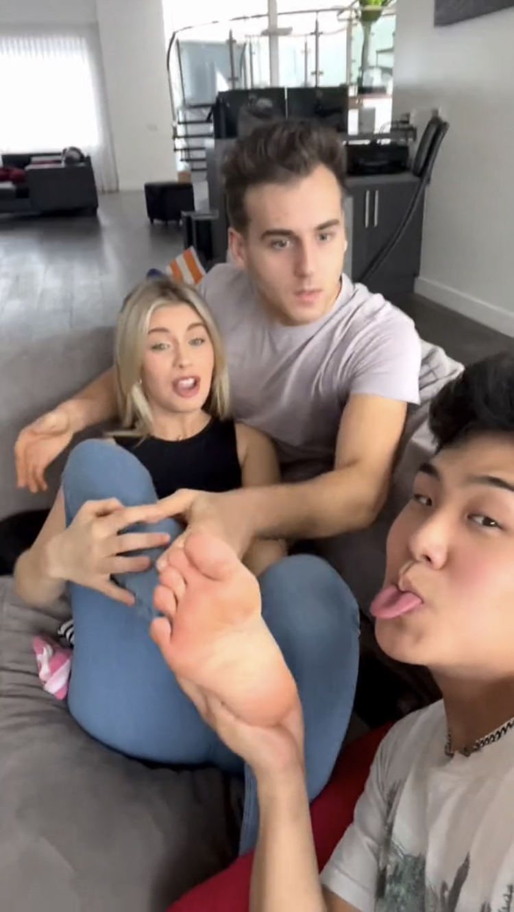 maddie dean feet 4