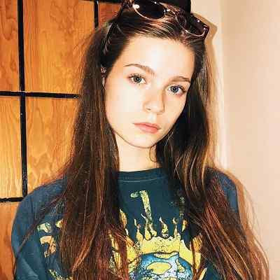 maddie graves witherell feet 3