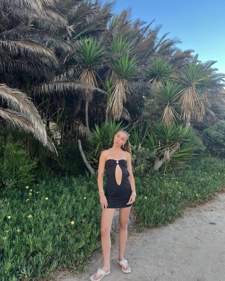 maddie orlando feet 6