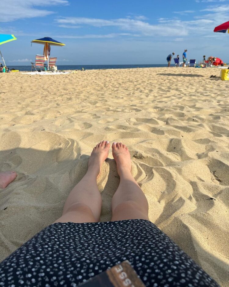 maddie smith feet 3