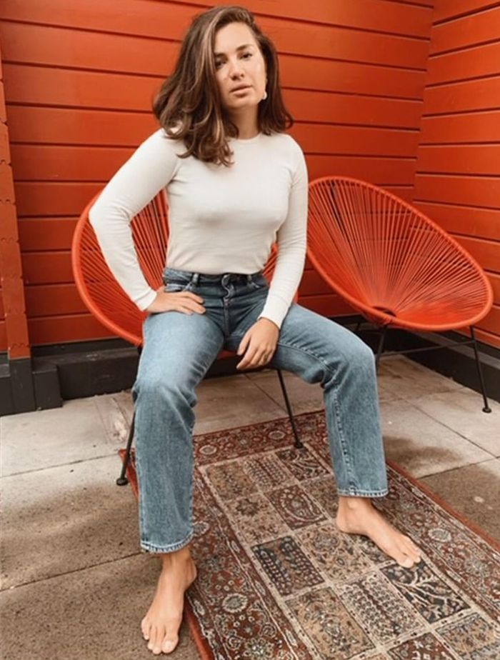 madeleine daria alizadeh feet 6