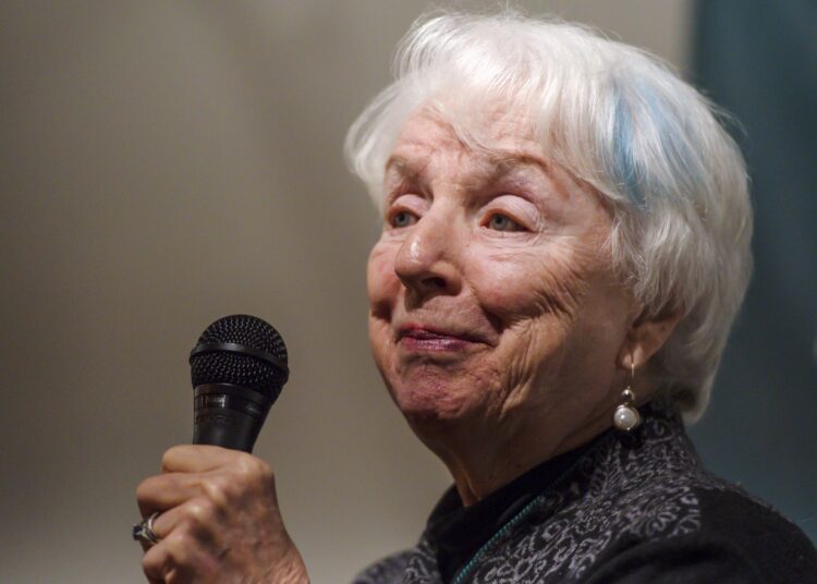 madeleine kunin feet 2