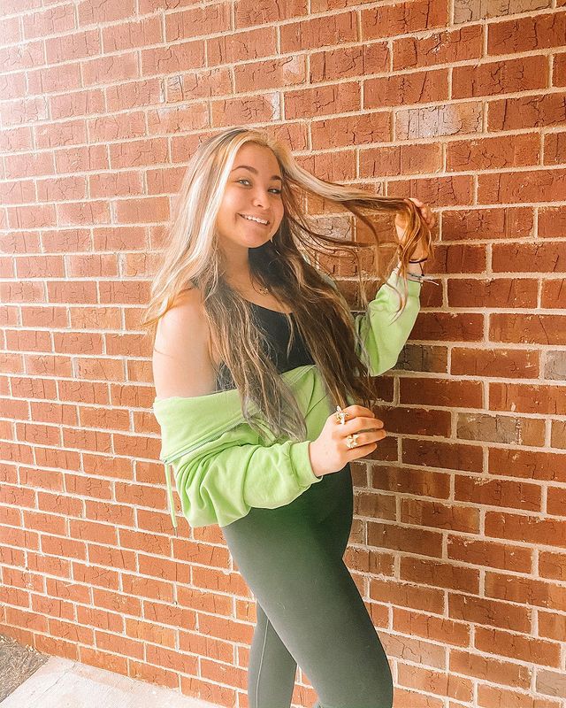 madeline silinskie feet 2
