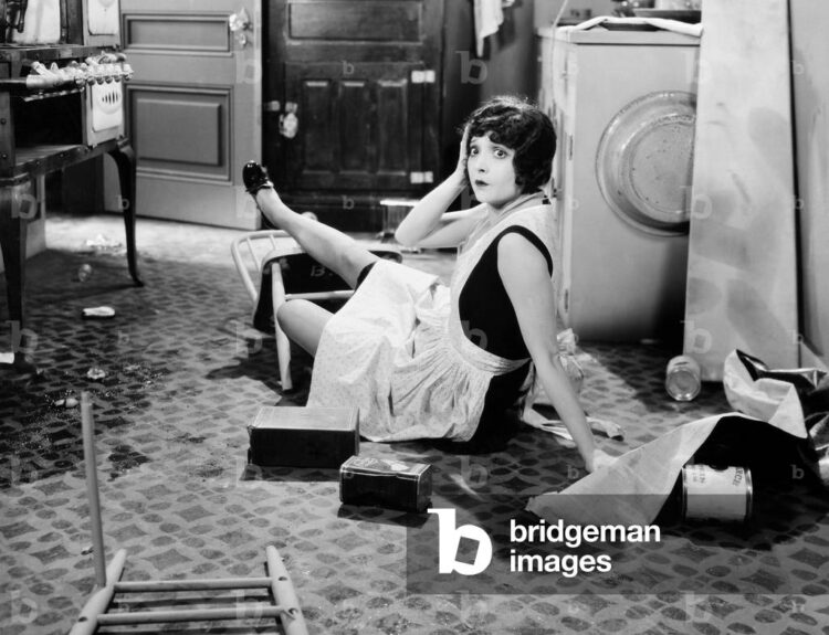 madge bellamy feet 1