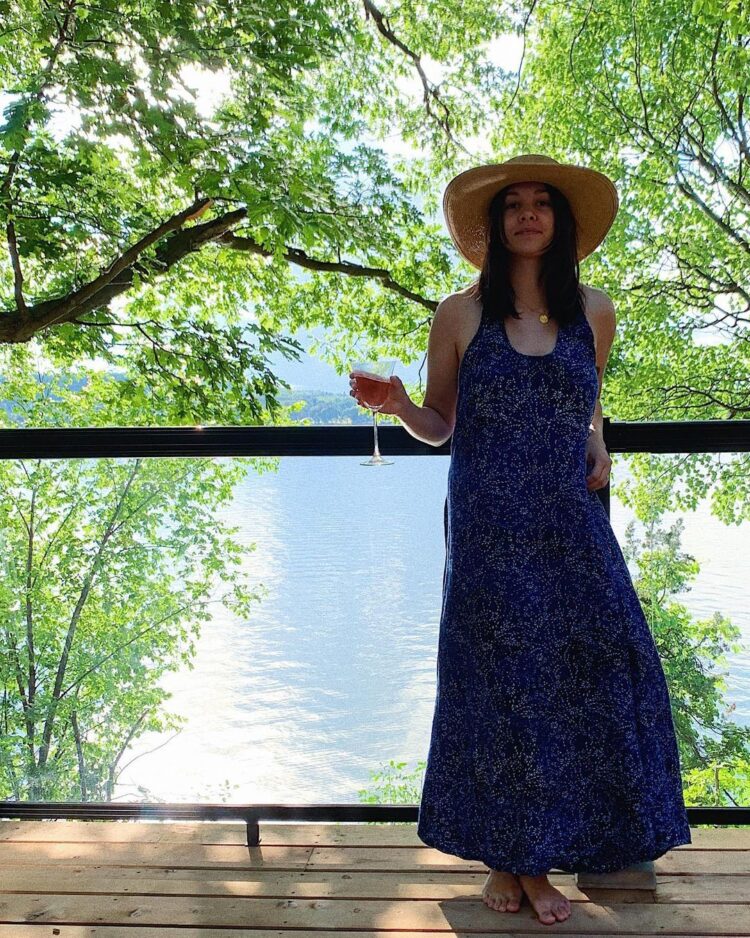 madison cheeatow feet 1