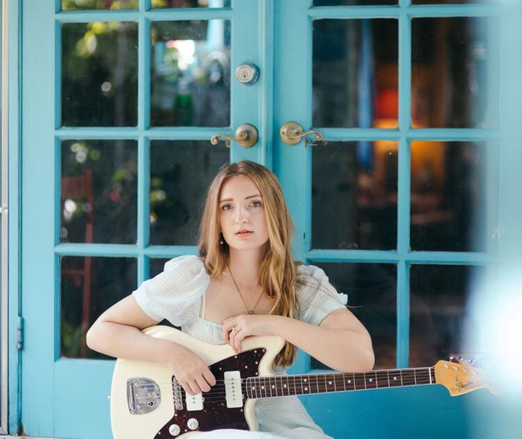 madison cunningham feet 4