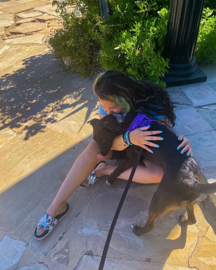 madison de la garza feet 1