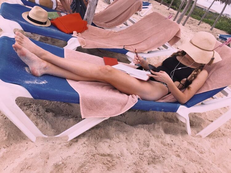 madison macgregor feet 3