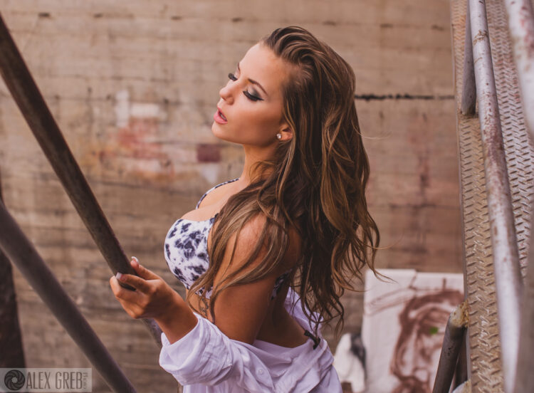 madison maler feet 3