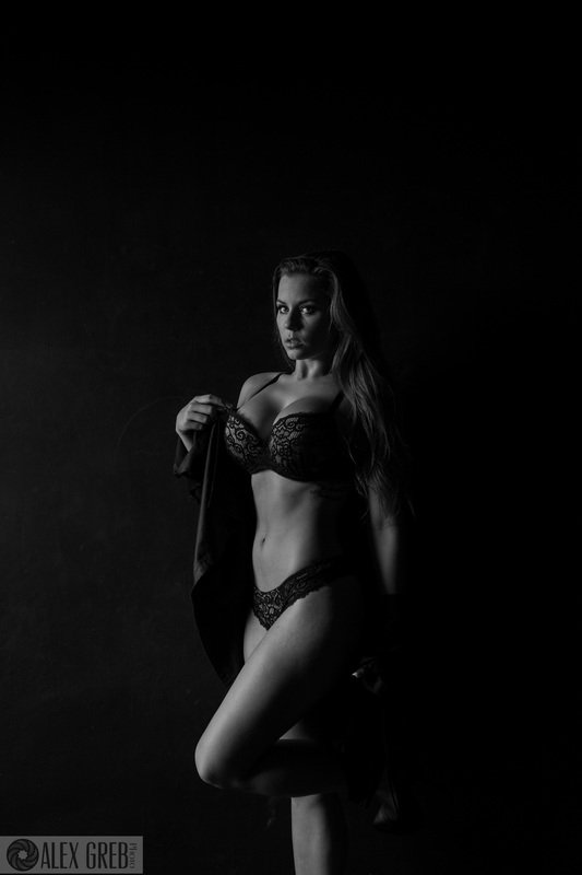 madison maler feet 5