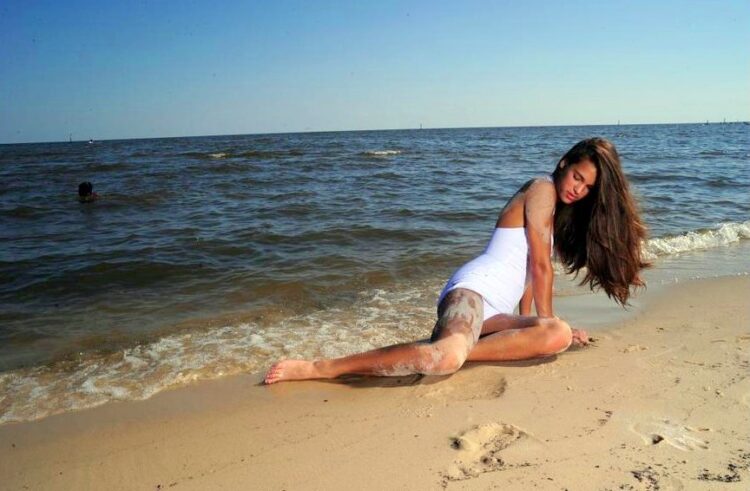 madison mcmillin feet 4