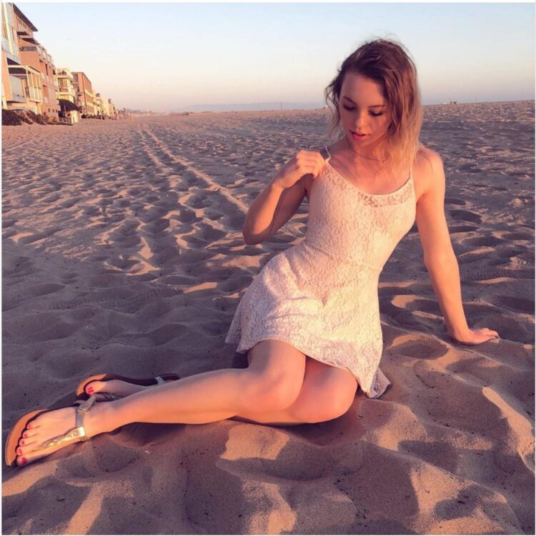 madison willow feet 3