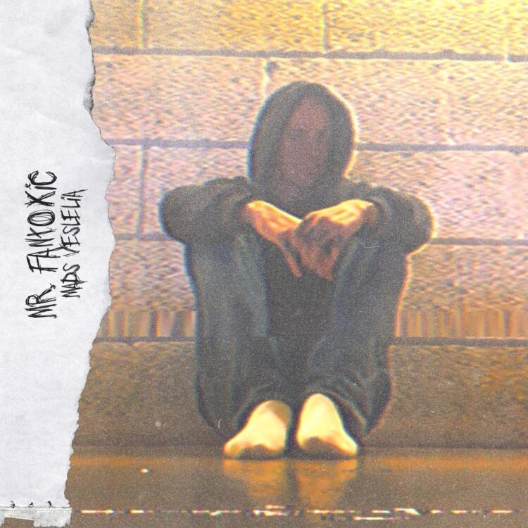 mads veslelia feet 1