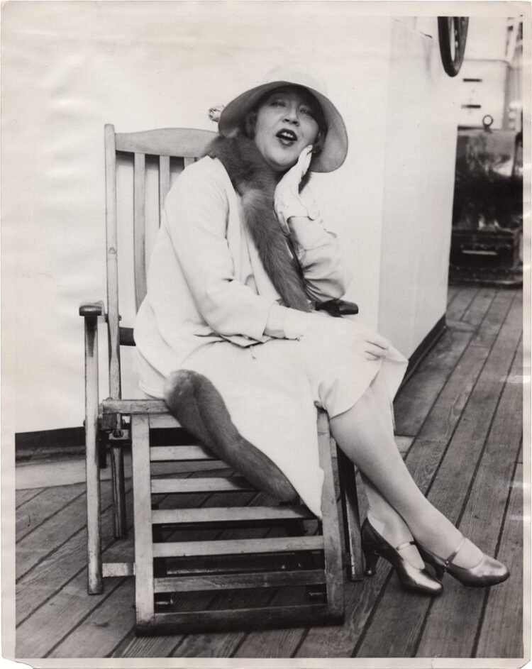 mae murray feet 2