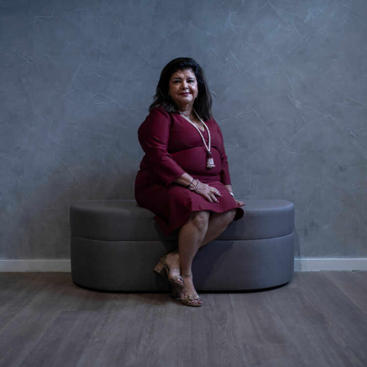 magazineluiza4 feet 1