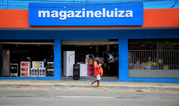 magazineluiza4 feet 2