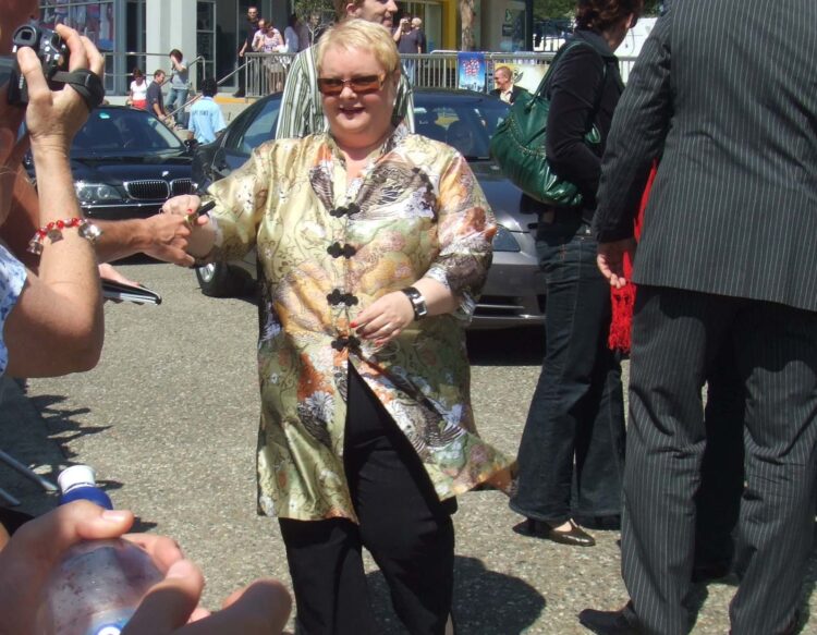 magda szubanski feet 1