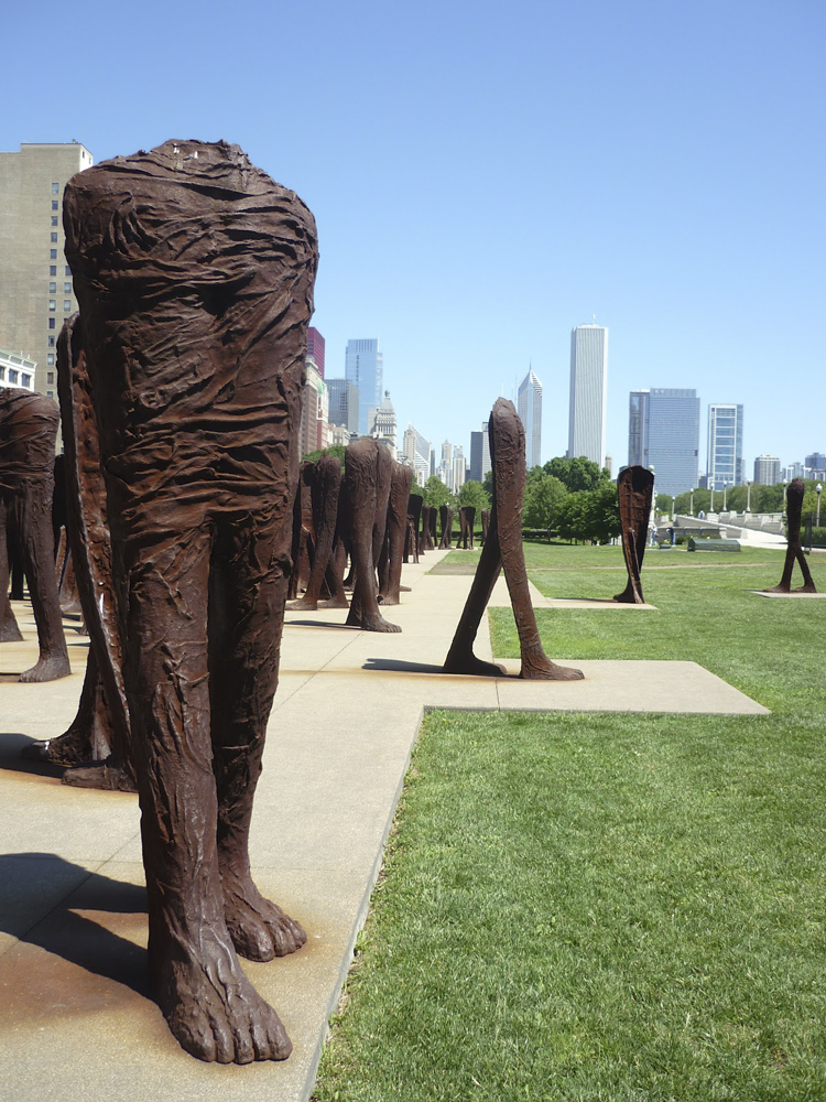 magdalena abakanowicz feet 1
