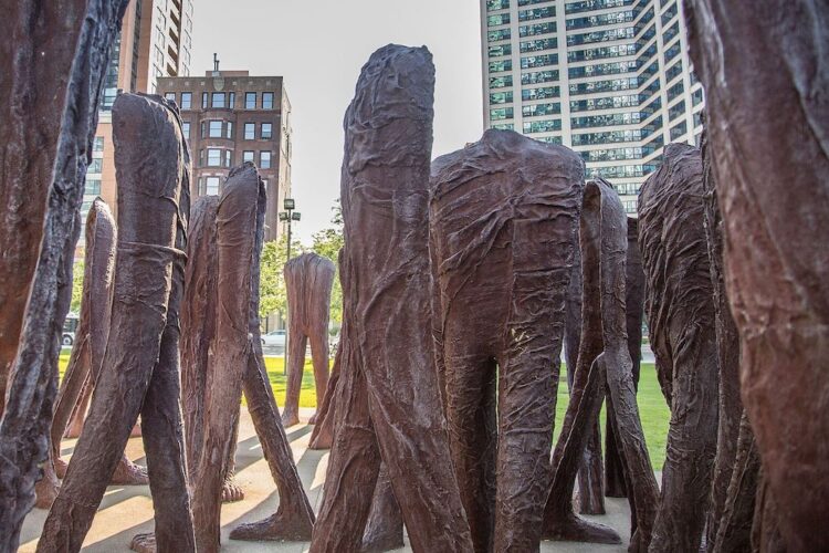 magdalena abakanowicz feet 3