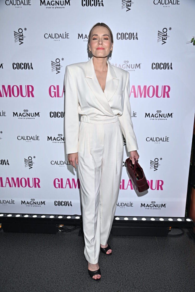 magdalena lamparska feet 6 scaled