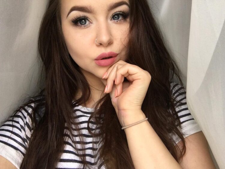 magdalena pazia feet 3