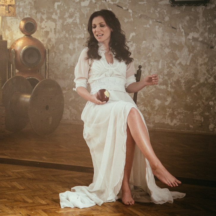 magdolna ruzsa feet 3