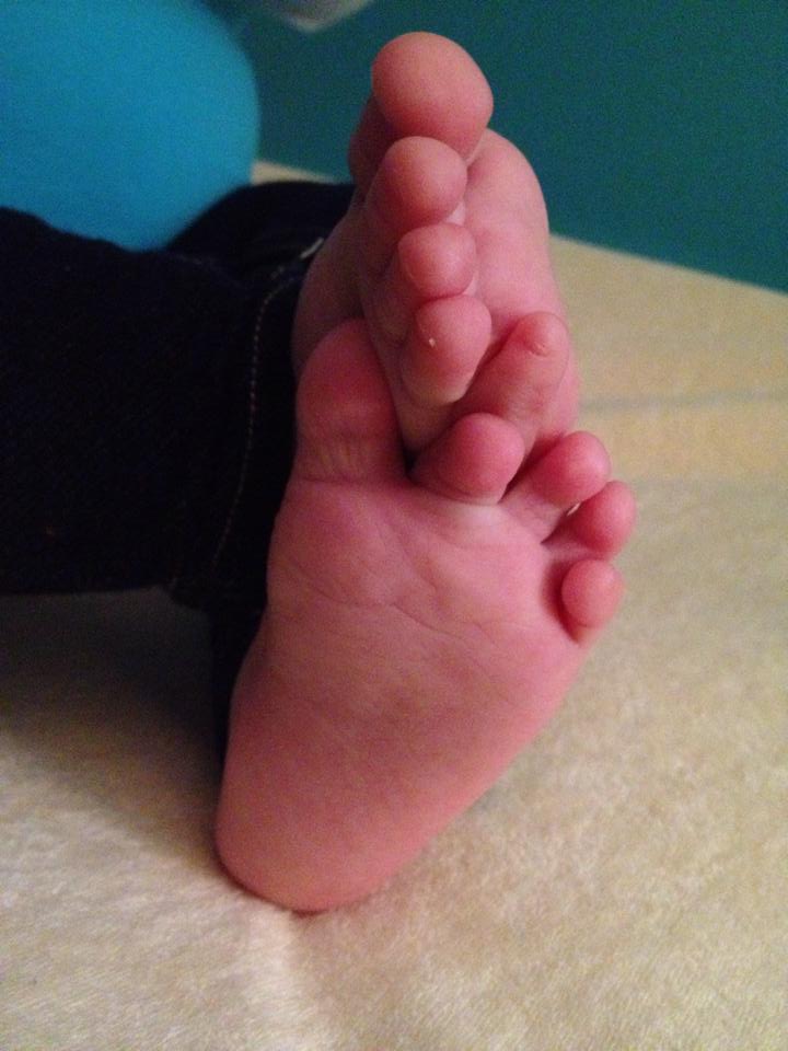 maggie renfroe feet 2