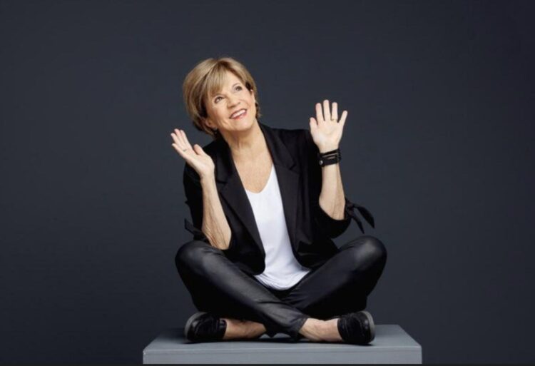 maggie roswell feet 2