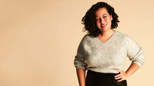 mahalia barnes feet 6