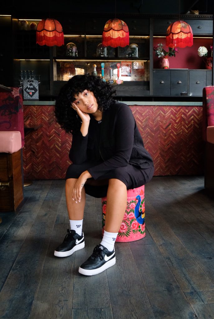 mahalia burkmar feet 3