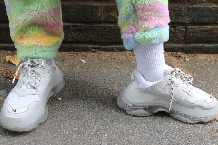 mahalia burkmar feet 6