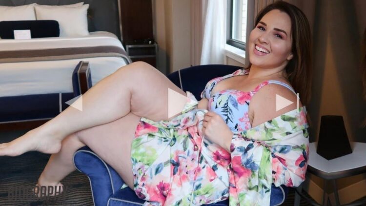 mahalia handley feet 6