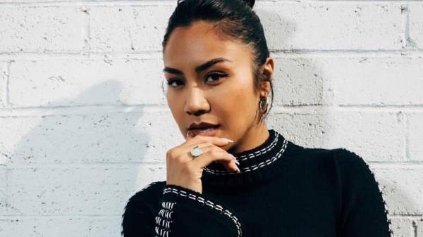 maharasyi hansa feet