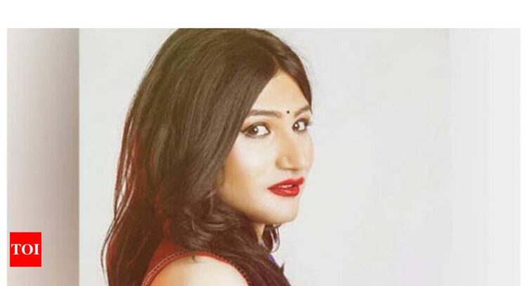 mahika sharma feet 2