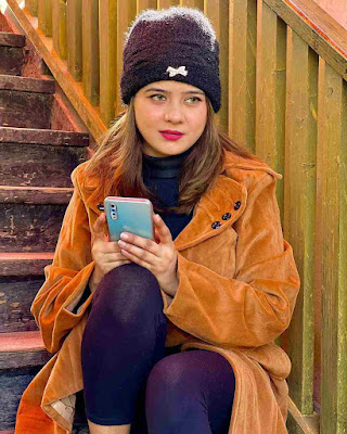 mahjabeen misswow feet 4