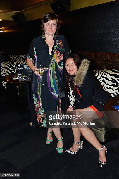 mai thi anh huyen feet 6