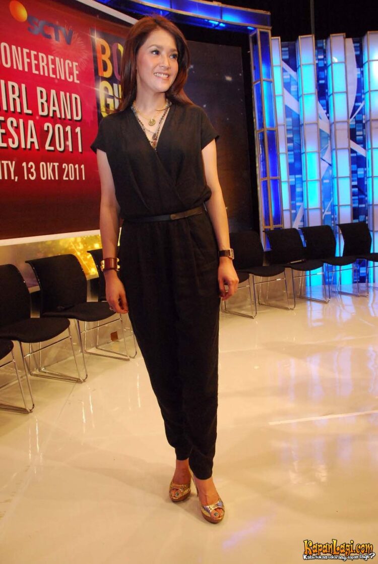 maia estianty feet 4